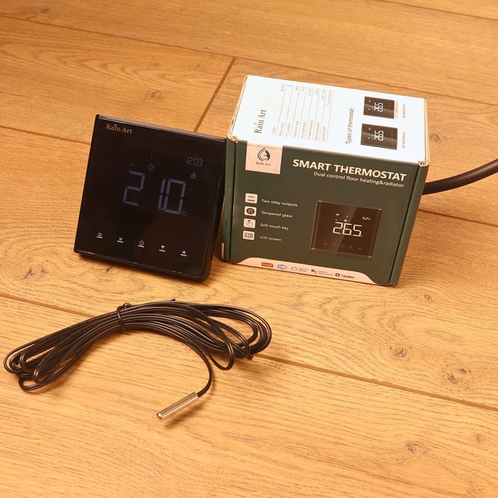 комнатный термостат двухзонный , двухканальный  радиатор и тёплый пол