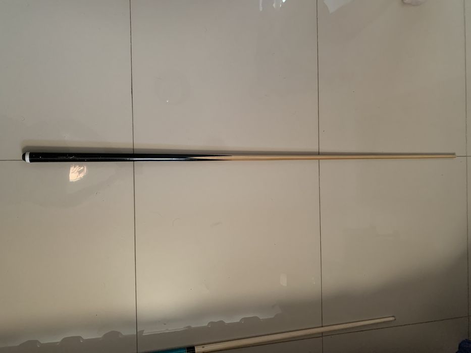 Tac pentru biliard aproape nou