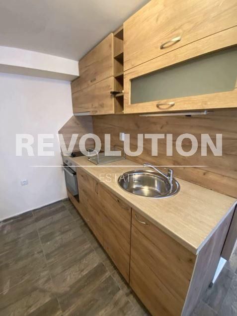 Двустаен апартамент в района на Трошево!