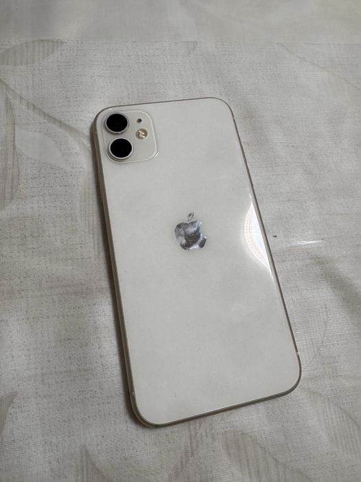 Айфон 11 в отличном состоянии