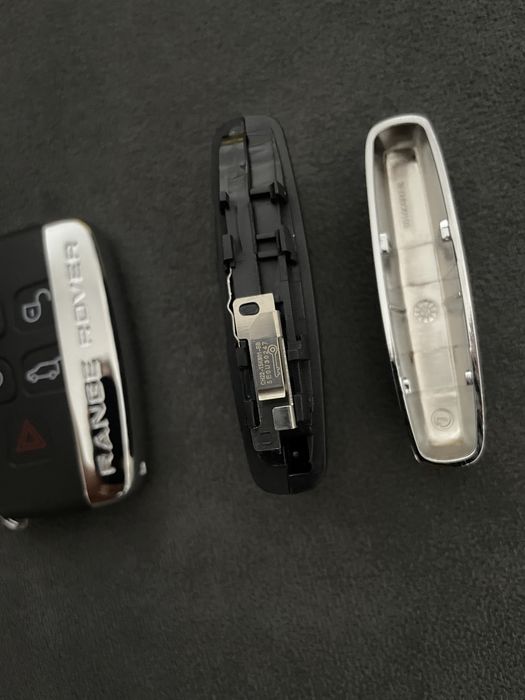 Carcasa cheie 4 butone Logo Nou Range Land Rover Evoque Sport