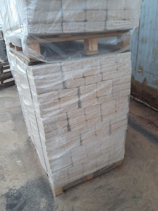 De vanzare Brichete rumegus RUF din stejar calitate garantata