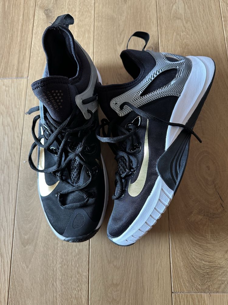 Nike Zoom Hyperrev
