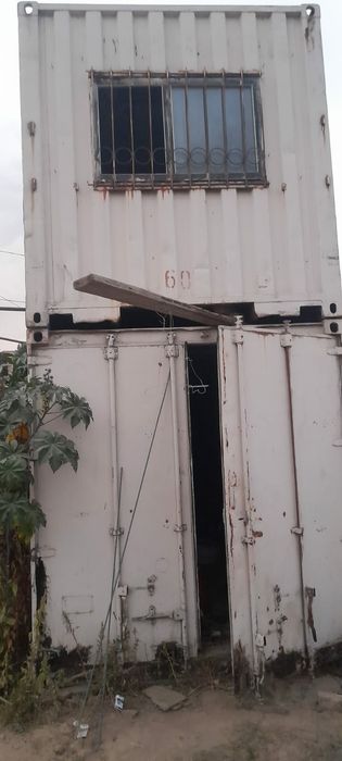 Два контейнер 20-ти тонника, железнодорожные