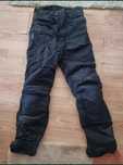 Pantaloni moto impermeabili cu protectii Flying Eagle