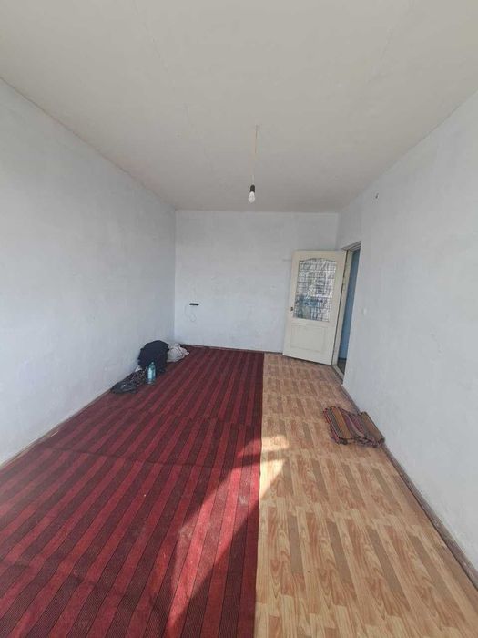 Карши 1 ни йули Горсетни Олди 2 хонали янги дом 70 кв катта балконли