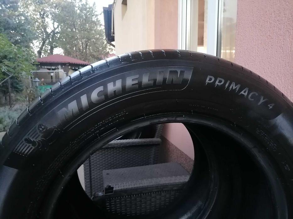 Anvelope Michelin Primacy 4 215 65 R17