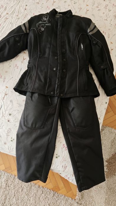 Costum moto patru sezoane damă mărimea 36