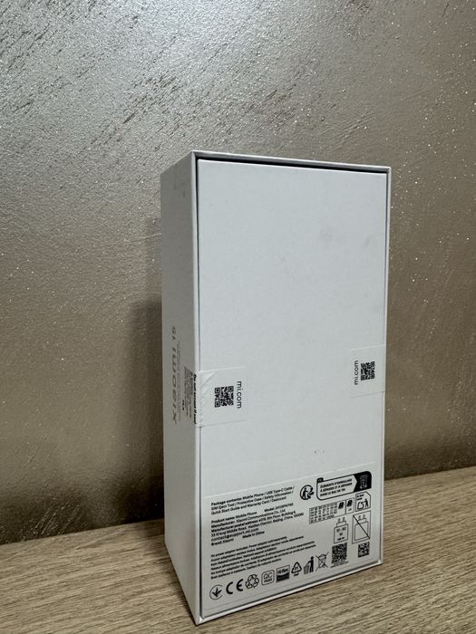 Xiaomi 15 | 256GB | Фабрично запечатан | 36 м. гаранция Yettel | Черен