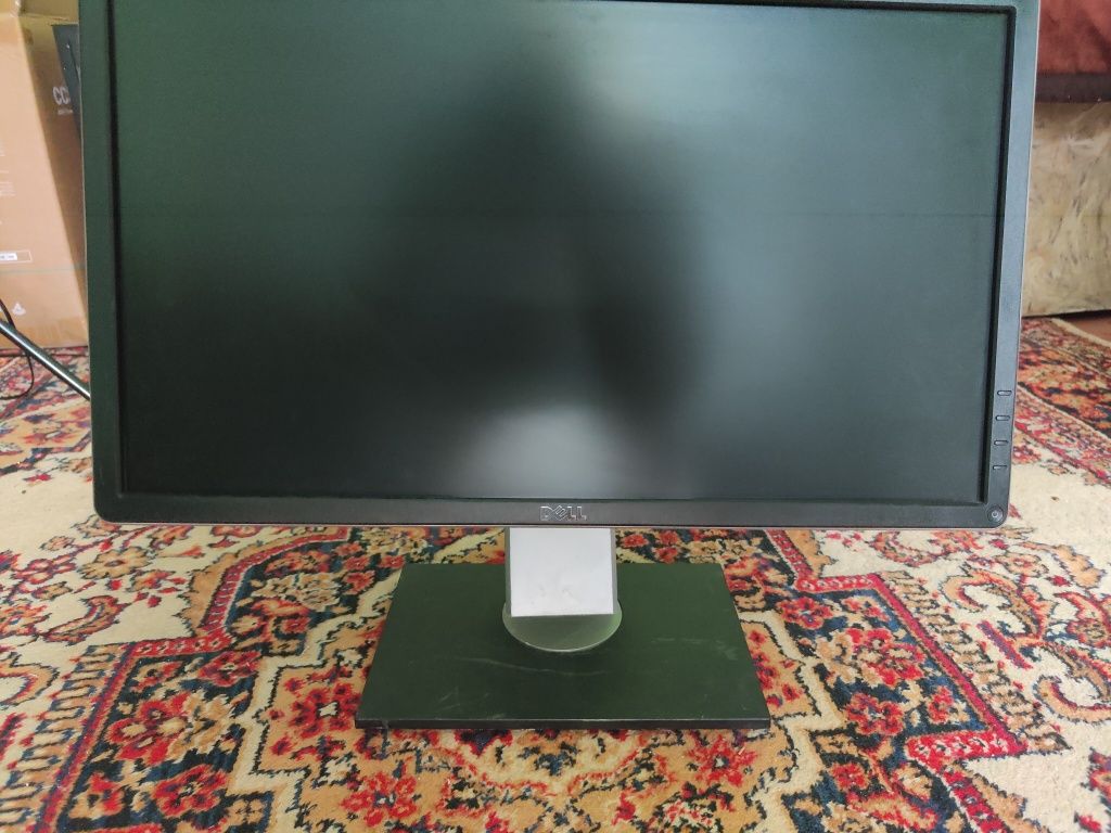 Монитор Dell 23" в отличном состоянии