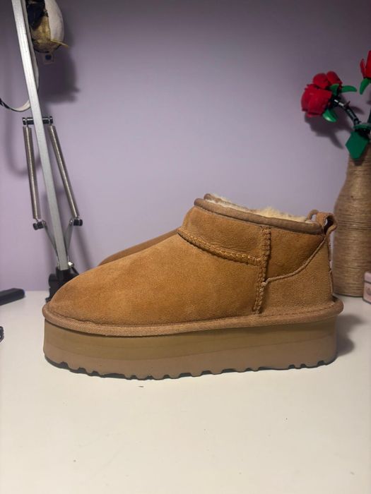 UGG , Cizme de dama cu piele intoarsa