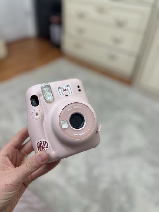 Фотокамера моментальной печати Fujifilm instax mini 12 розовый