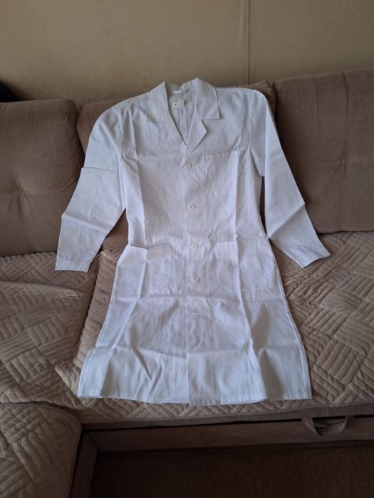 Медицинский мужчкой халат