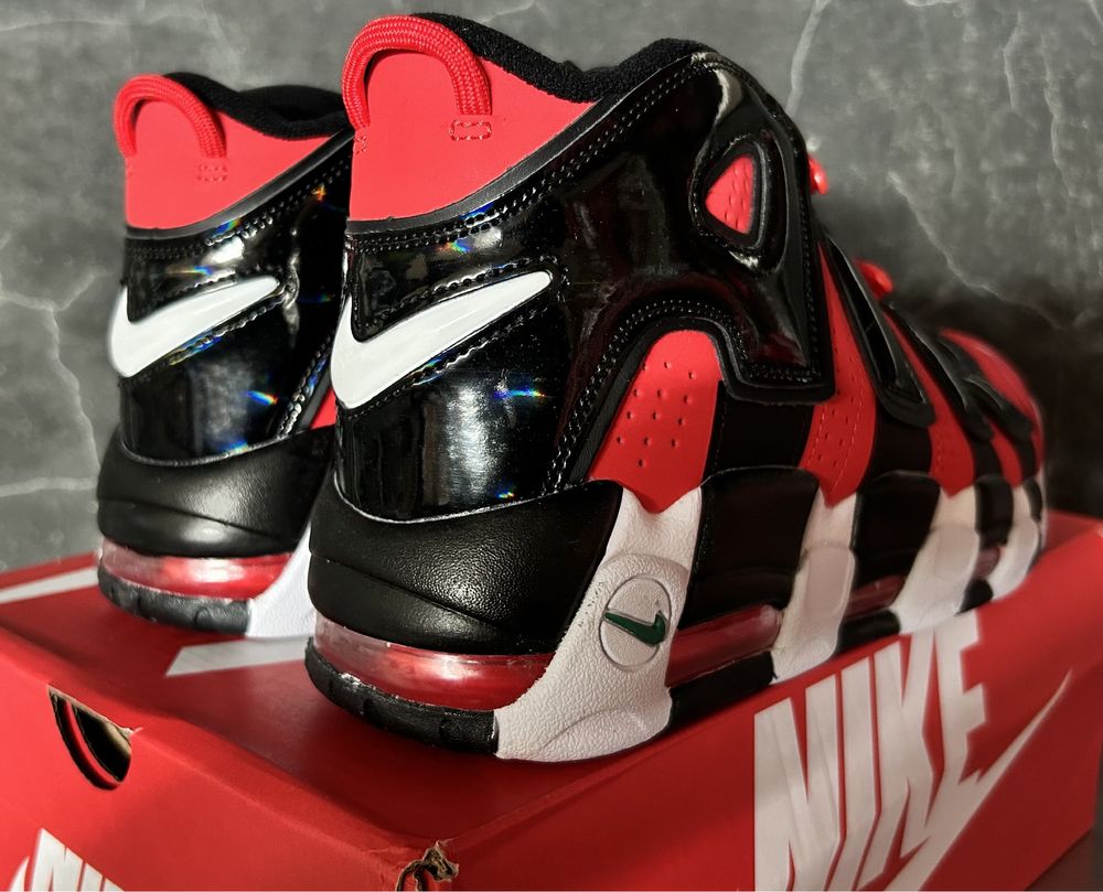 Nike More uptempo ofertă ( 39-45 ) Red black