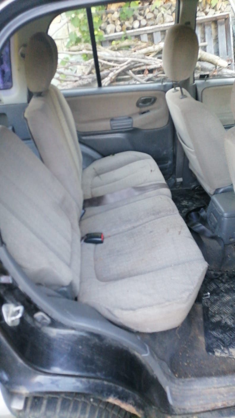 Suzuki grand vitara 2,0 mazda diesel piese
