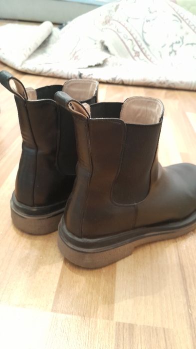 Продам Лоферы  и Сапоги