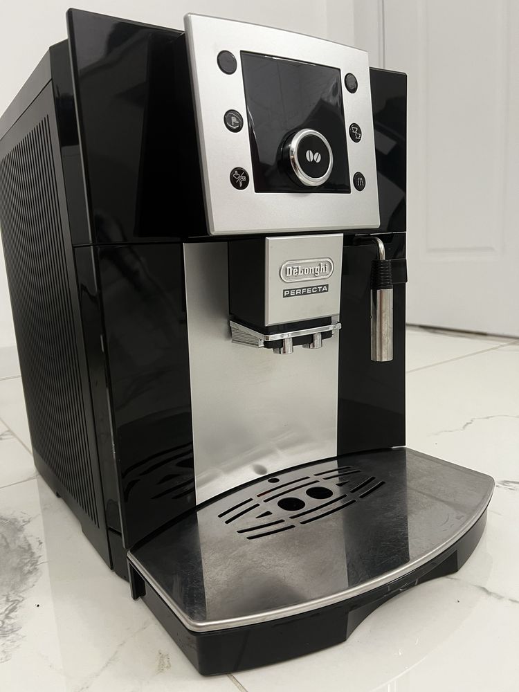 DeLonghi Perfecta ESAM 5400