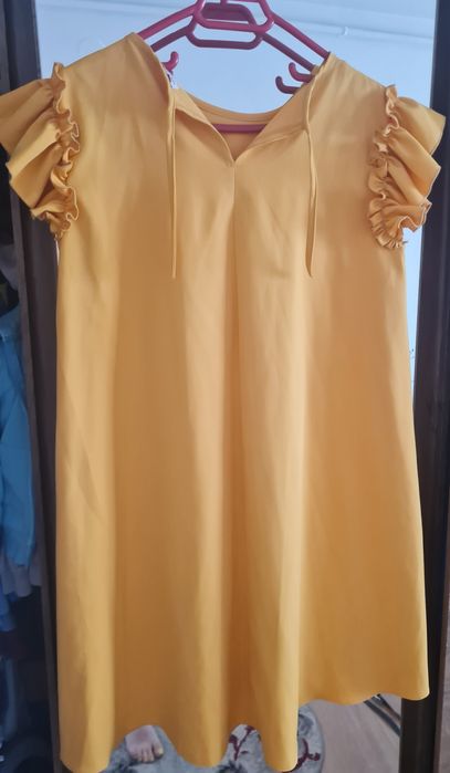 Vand rochiță stare bună