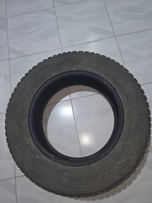 Nokian Nordman 235/65R18 шипы