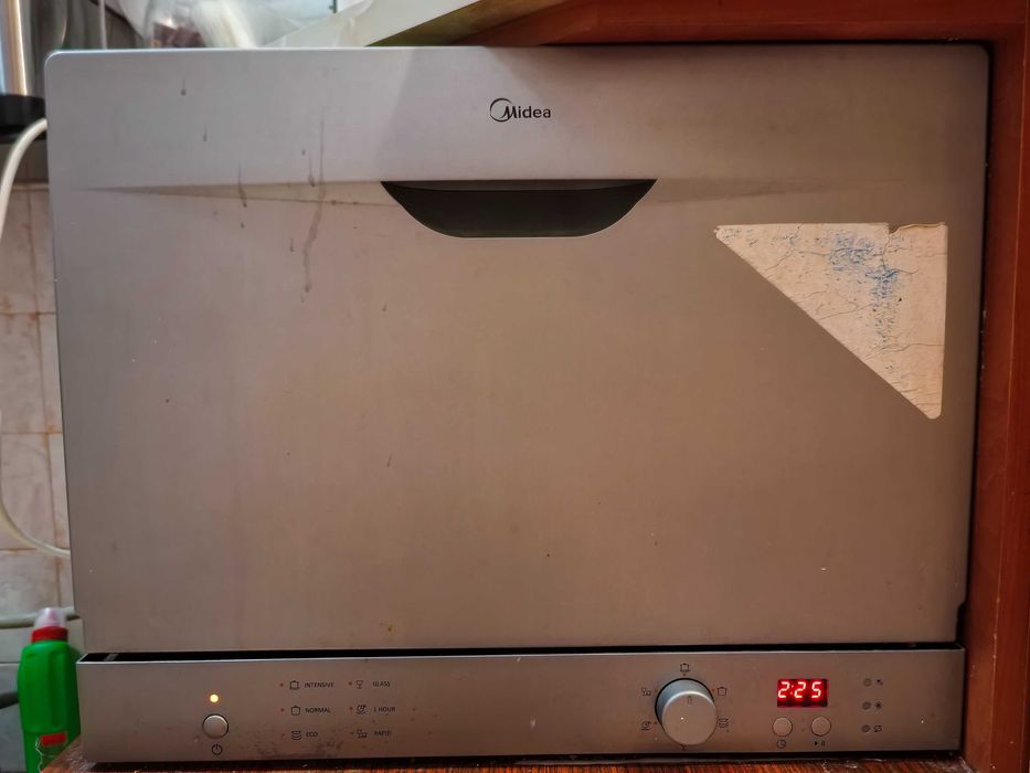 Съдомиялна. Midea