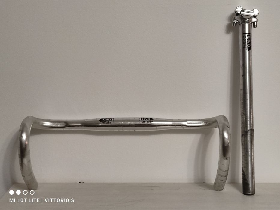 Комплект шосейно кормило и колче за велосипед