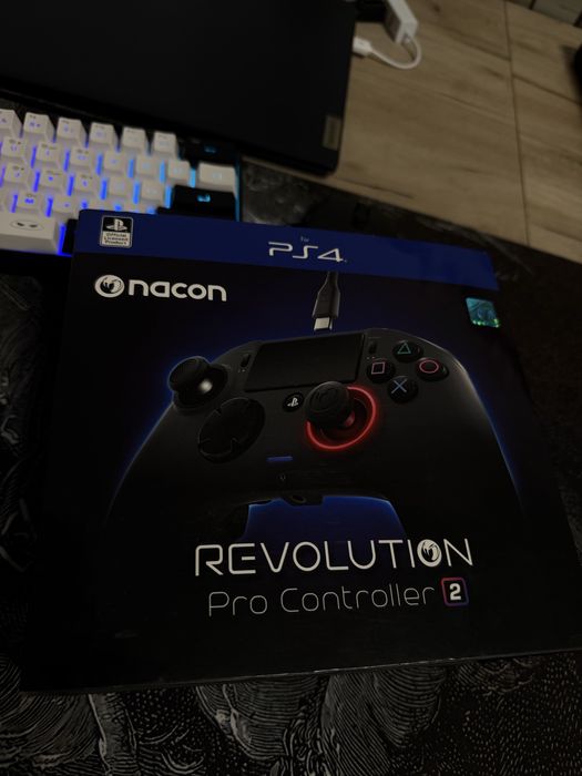 Nacon преофесионален геймърски джойстик