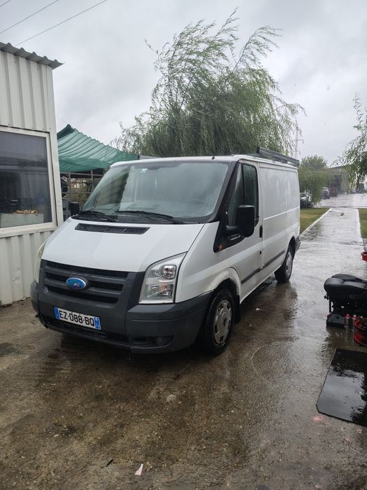 Dezmembrez Ford transit 2.2 tdci euro 4