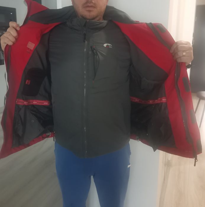 Vand geaca schi iarna