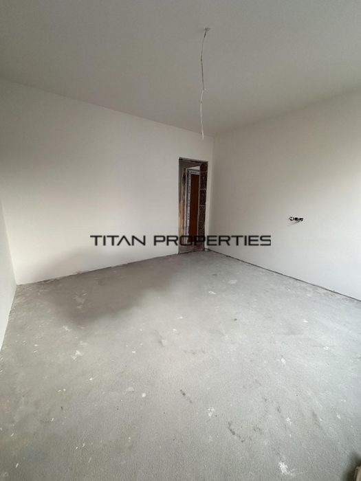 Продава се Двустаен апартамент в Бургас, Сарафово - 65 кв.м за 1600 €/кв.м - Снимка #3