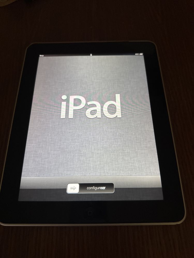 Apple iMac A1311 Late 2009 + iPad 1st Gen