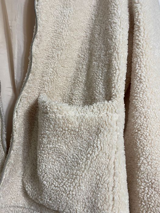 плюшено яке Stradivarius L размер