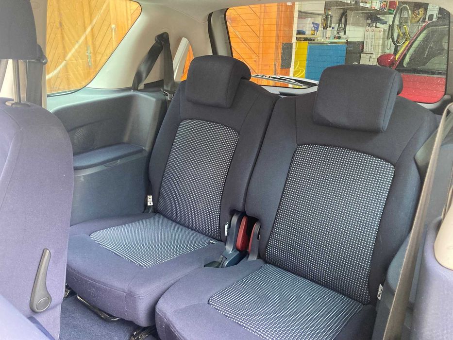Peugeot 1007 1.6 automatic