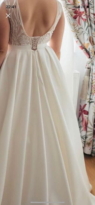 Vând rochie mireasa