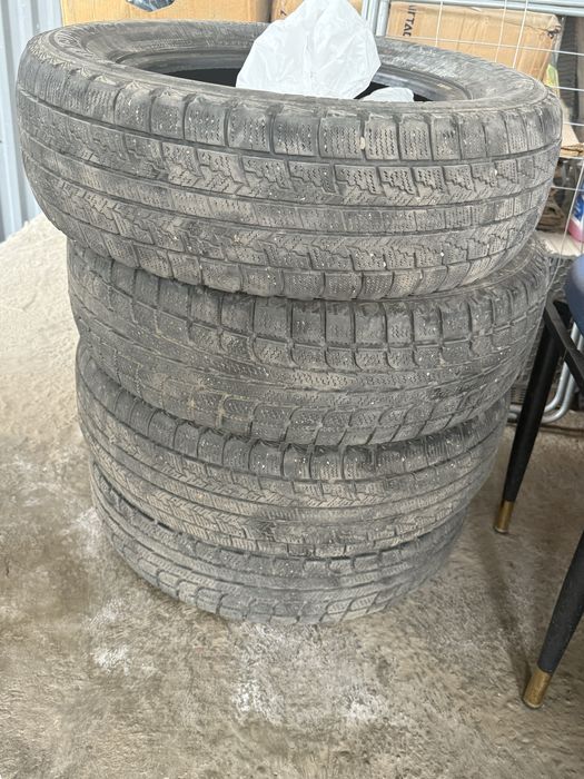 6500тг Зимни шина 185/70/14