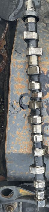 Разпределителен вал VW Crafter 2.5tdi