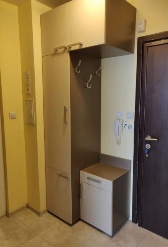 Двустаен обзаведен апартамент в кв. Сухата Река