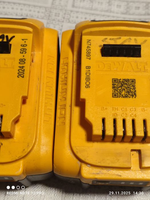 Acumulatori dewalt 18 v 5 ah  și 54 v de 9 ah