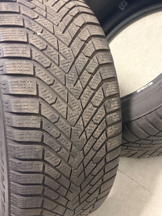 Vand 2 Anvelope Pireli Iarna / 255/45/20/Dot 2023