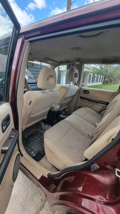 Vand masina Nissan