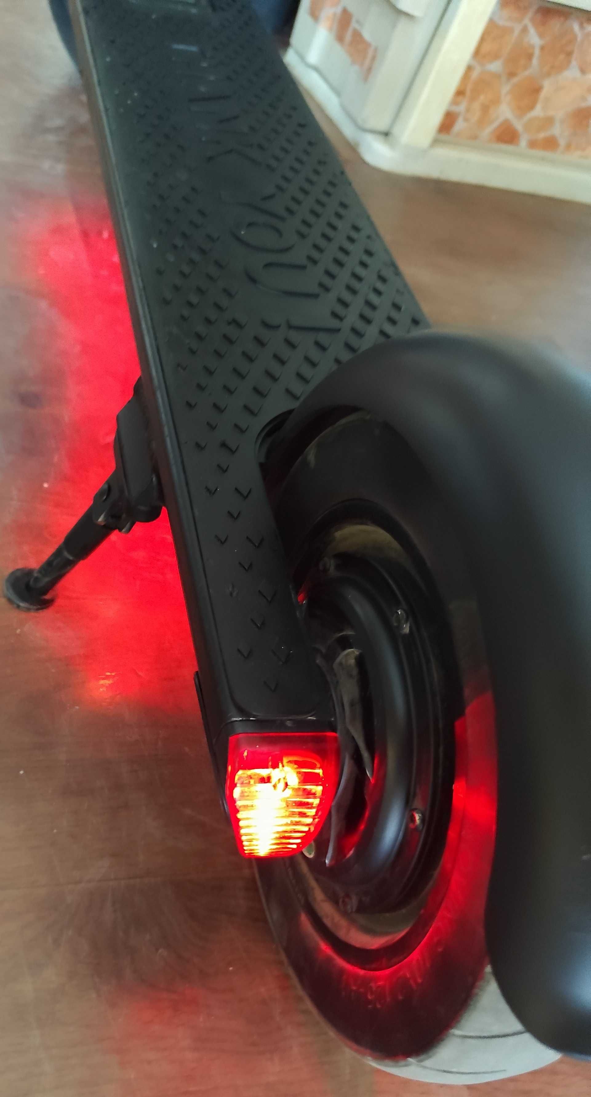 Електрическа тротинетка скутер 350w Xiaomi
