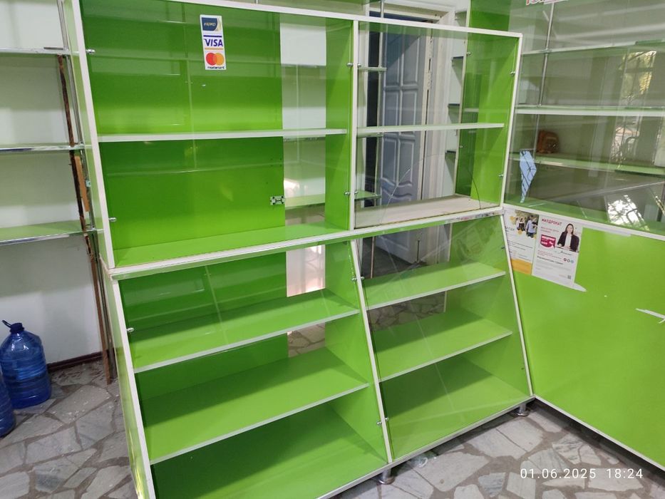 Vitrina , Stellaj , savdo uskunalari srochno sotiladi