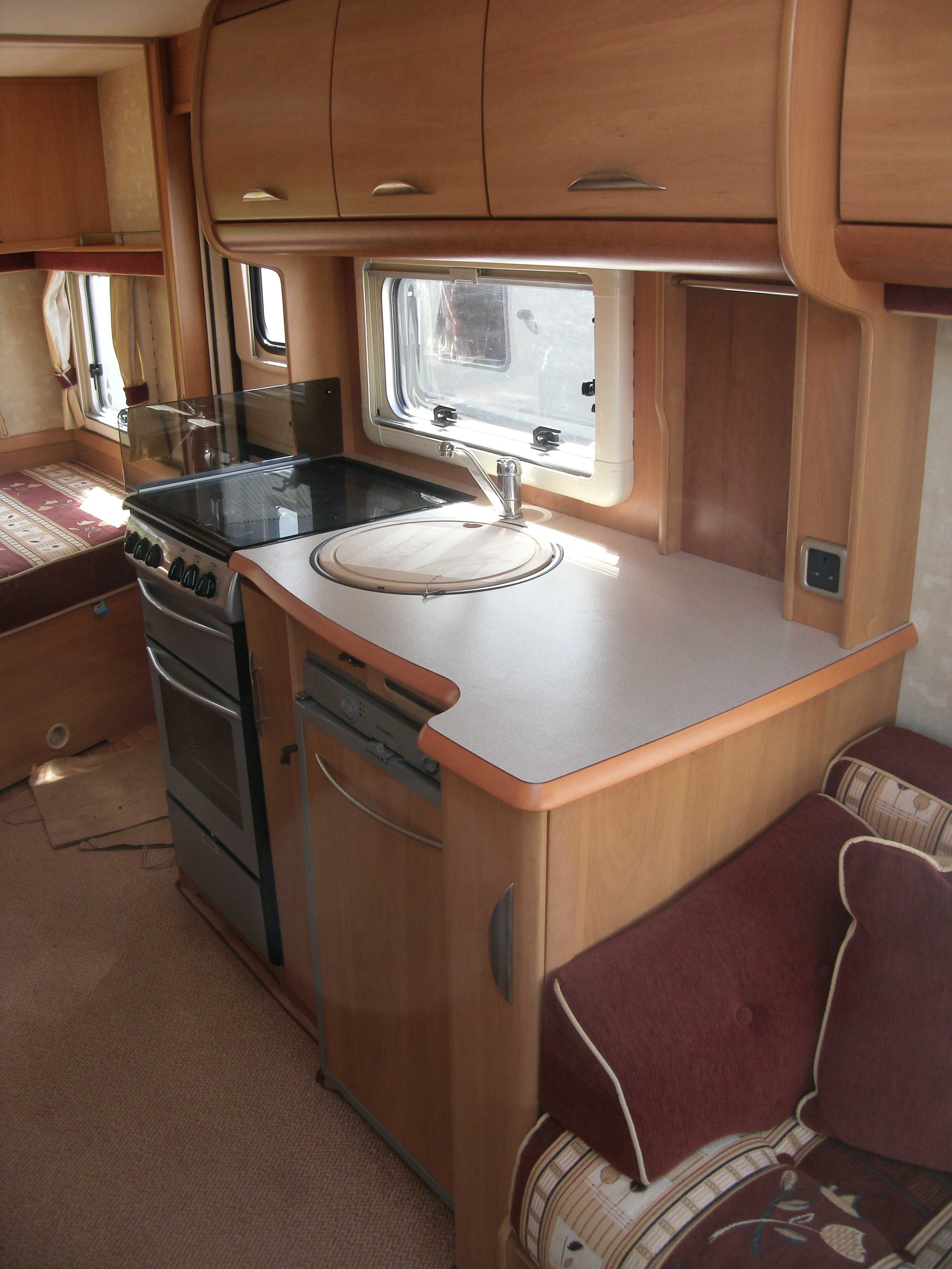 Каравана SWIFT Challenger 550 LSE