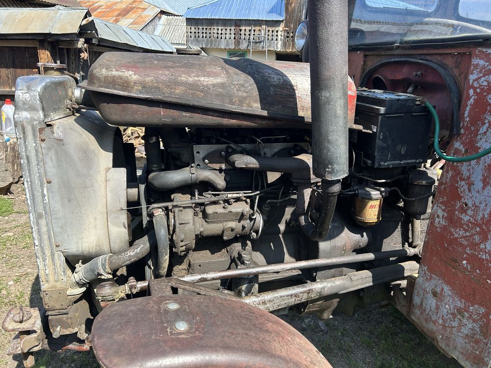 Tractor Massey Ferguson FE-35