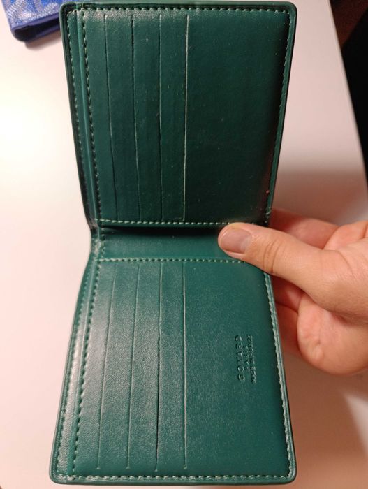 Подарьк за Коледа! Портфеил Goyard