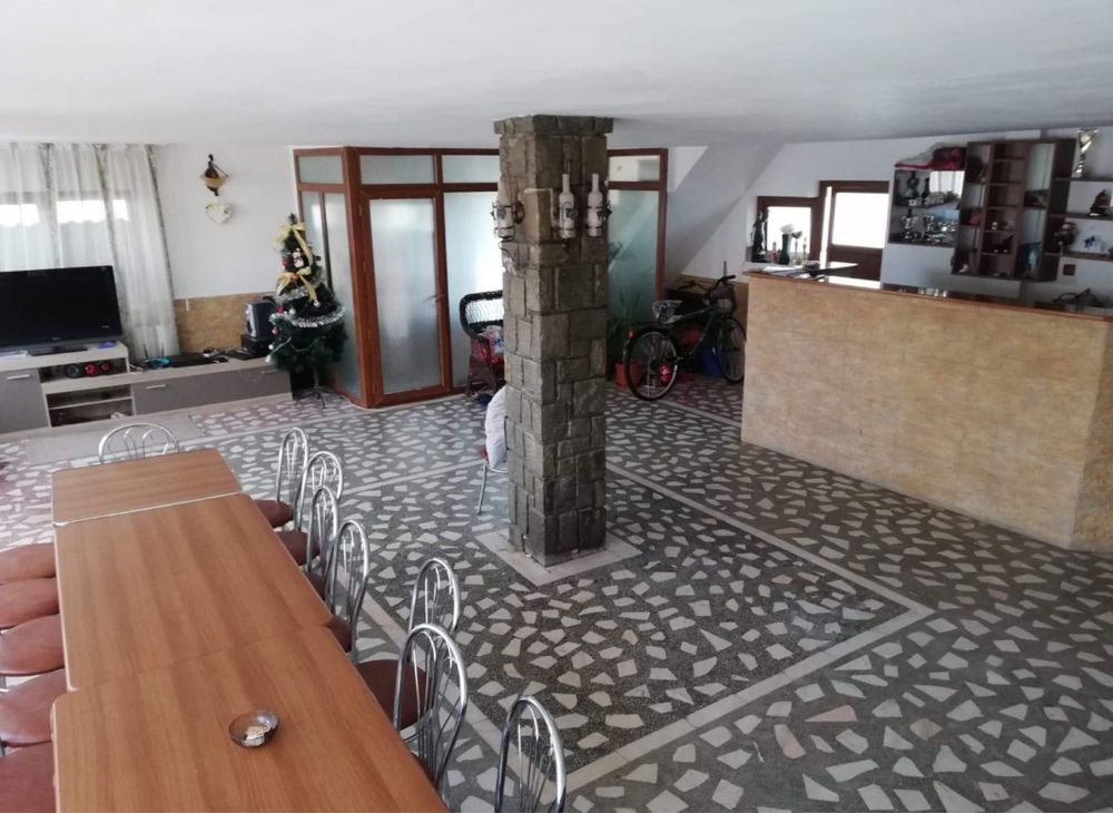 Pensiune / casa de vanzare la munte 5 dormitoare