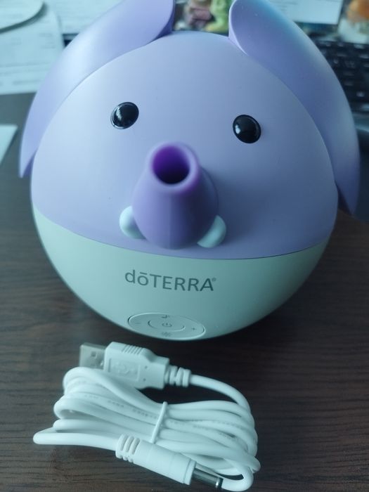 НОВ Дифузер за етерични масла Слонче