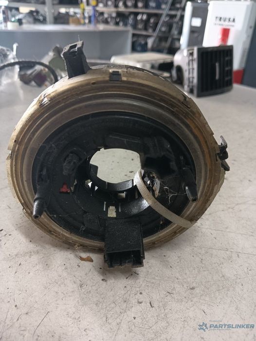 Spirala airbag / spirala volan VOLKSWAGEN TOUAREG (7LA, 7L6, 7L7) [ 2002 - 2013 ] V6 TDI (CASA, CASC) 176KW|240HP OEM 8e0953541d