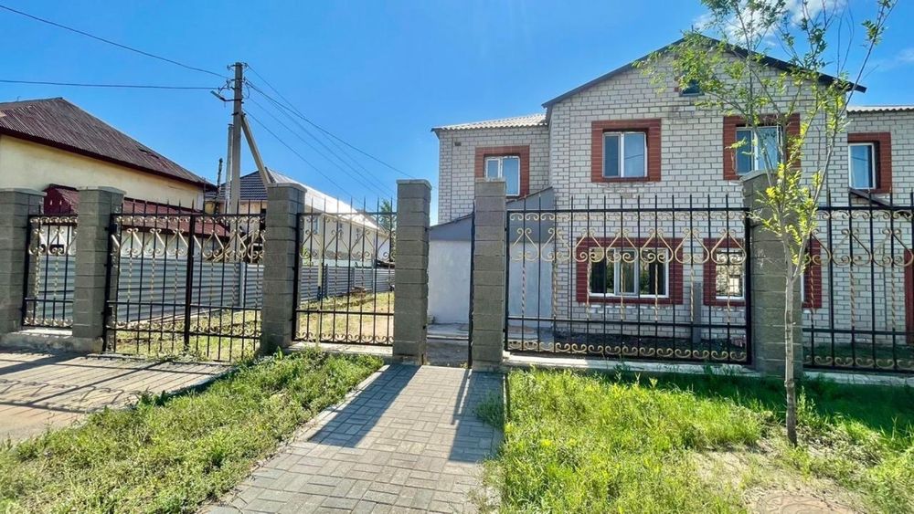 Продам котедж в городе