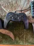 3 manete compatibile cu PC și PS3