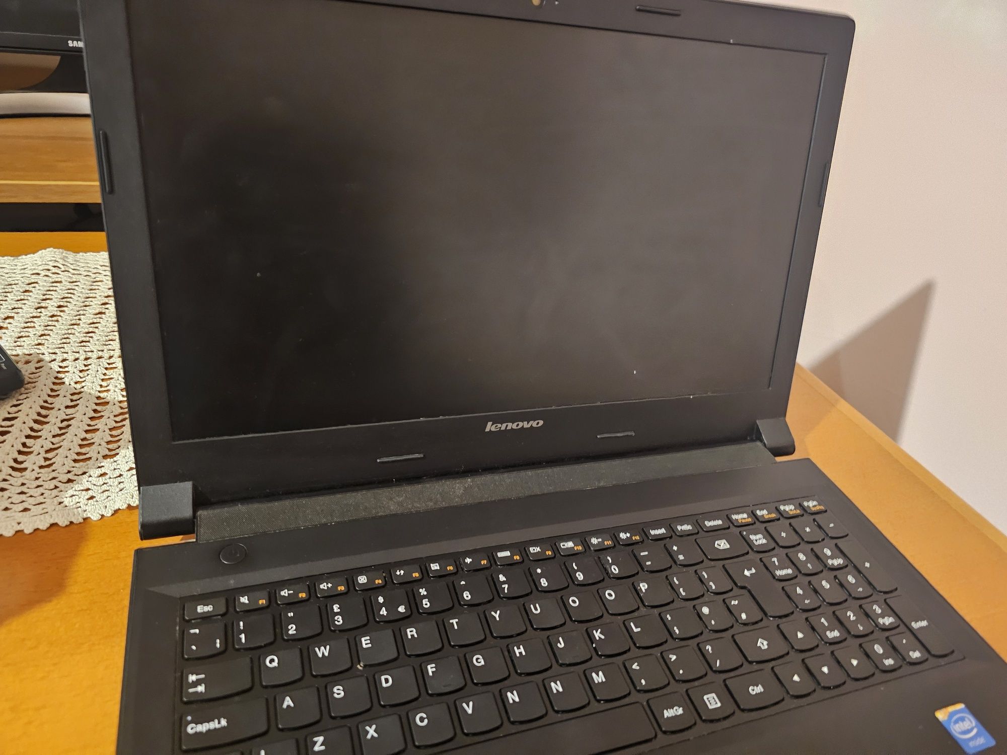 Lenovo Laptop b50-30